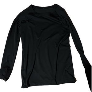 Black Lululemon Swifty Tech Long-Sleeve Shirt 2.0